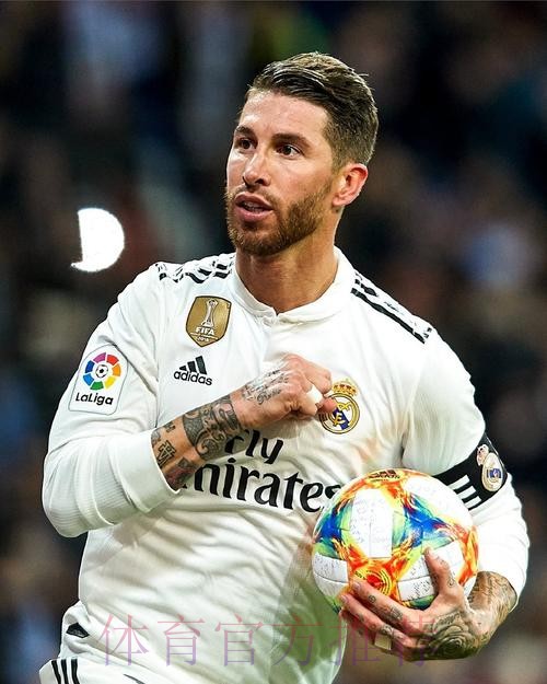 马卡：拉莫斯喊话响彻现场 皇马没有理由不续约