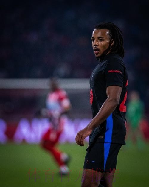 ESPN:皇马关注塞维利亚21岁中卫孔德 ESPN:皇马关注塞维利亚21岁中卫孔德